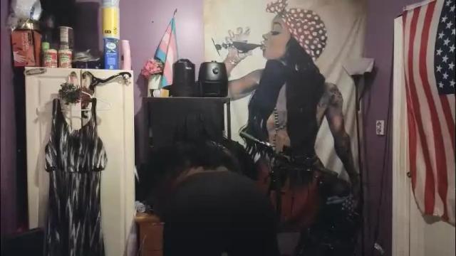 Image 6 of naomifux Stream on Chaturbate on 1 month ago