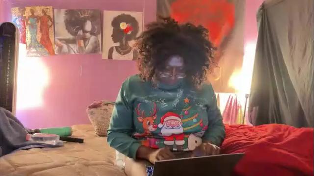 Image 4 of naomifux Stream on Chaturbate on 1 month ago