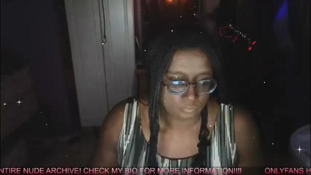 Image 11 of naomifux Stream on Chaturbate on 1 month ago