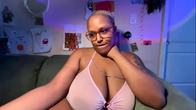 Thumbnail 1, naomigiirl6's Stream at Chaturbate, 1 month ago