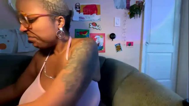 Image 12 of naomigiirl6 Stream on Chaturbate on 1 month ago