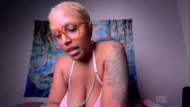 Image 3 of naomigiirl6 Stream on Chaturbate on 1 month ago