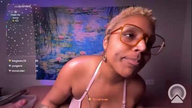 Image 8 of naomigiirl6 Stream on Chaturbate on 1 month ago