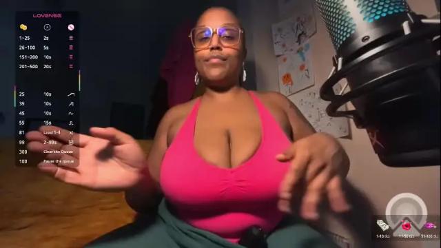 Image 4 of naomigiirl6 Stream on Chaturbate on 22 days ago