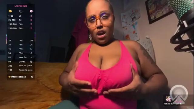 Image 7 of naomigiirl6 Stream on Chaturbate on 22 days ago
