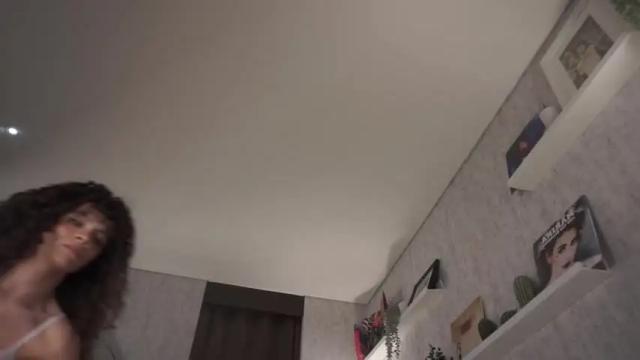 Image 7 of naomigomezz Stream on Chaturbate on 17 months ago