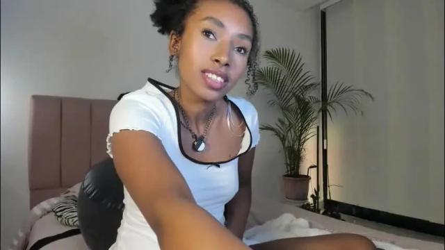 Image 12 of naomii1020 Stream on Chaturbate on 1 month ago