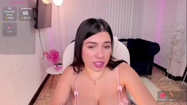 Image 3 of naomii_campbell_ Stream on Chaturbate on 1 month ago