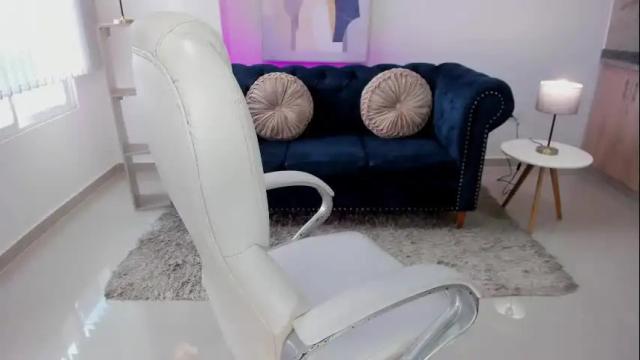 Image 7 of naomii_campbell_ Stream on Chaturbate on 4 days ago