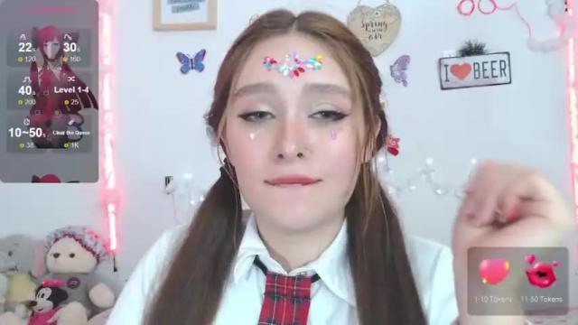 Image 4 of naomiicandy Stream on Chaturbate on 18 months ago