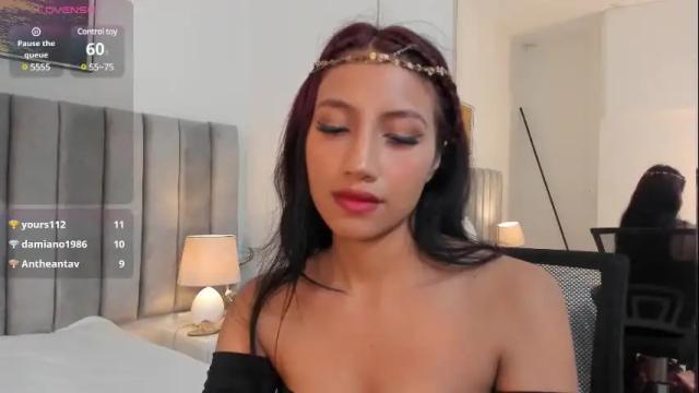 Image 12 of naomiiii__ Stream on Chaturbate on 1 month ago