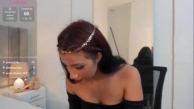 Image 8 of naomiiii__ Stream on Chaturbate on 1 month ago