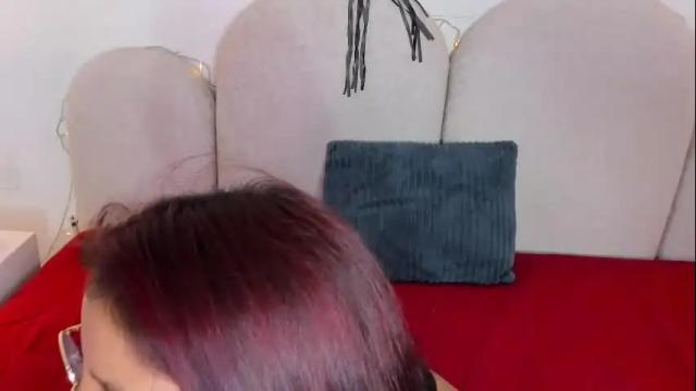 Image 3 of naomiiii__ Stream on Chaturbate on 10 days ago