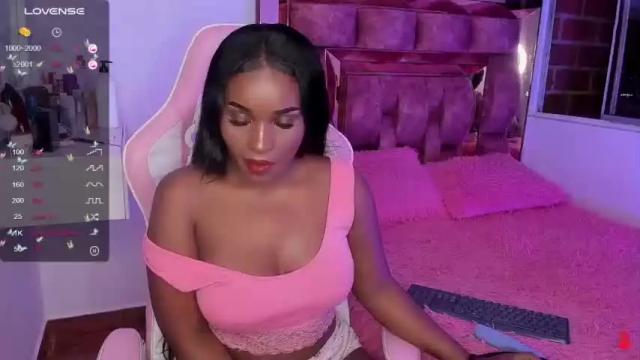 Image 10 of naomiiscoott3 Stream on Chaturbate on 20 months ago