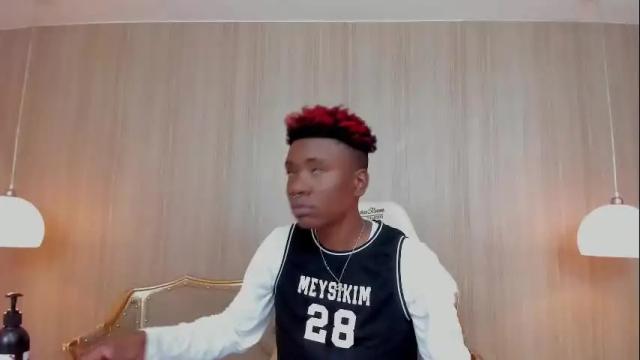 Image 3 of naomilust_ Stream on Chaturbate on 1 month ago