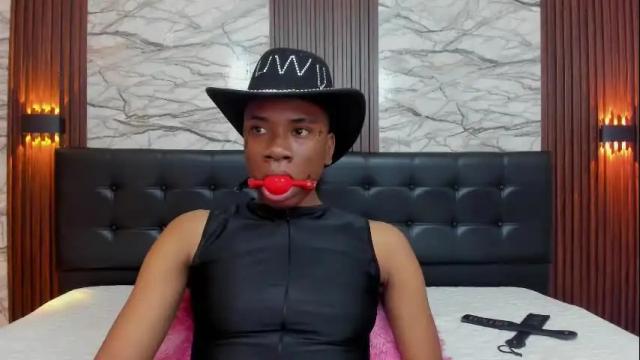 Image 10 of naomilust_ Stream on Chaturbate on 1 month ago