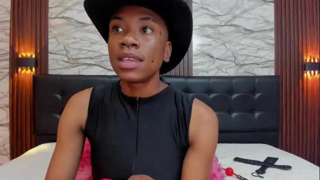 Image 11 of naomilust_ Stream on Chaturbate on 1 month ago