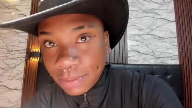Image 7 of naomilust_ Stream on Chaturbate on 1 month ago