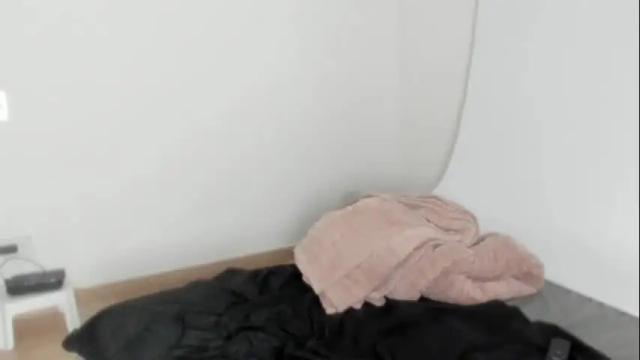 Image 6 of naomimoore Stream on Chaturbate on 1 month ago