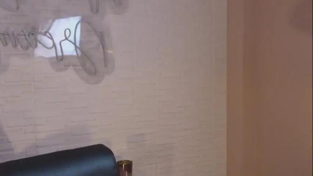 Image 8 of naomisainz Stream on Chaturbate on 1 month ago