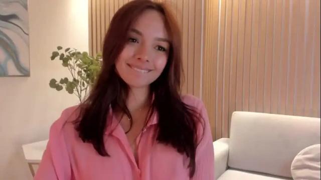 Image 2 of naomisainz Stream on Chaturbate on 20 days ago