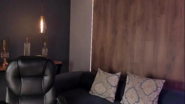 Image 11 of naomisainz Stream on Chaturbate on 15 days ago