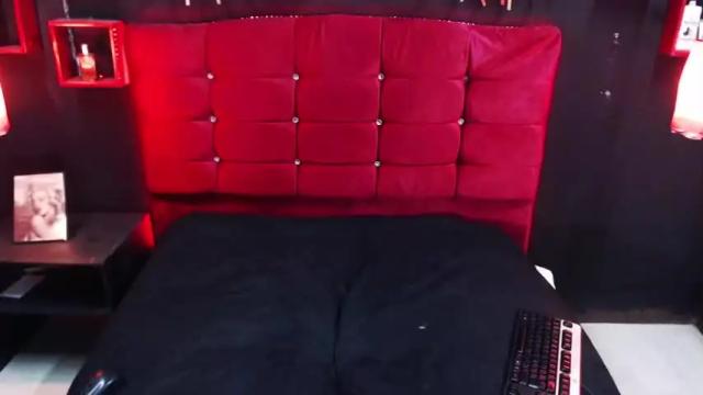Image 7 of naomisatangirl Stream on Chaturbate on 15 months ago
