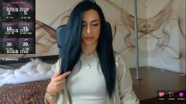 Image 10 of naomiscarlett Stream on Chaturbate on 1 month ago