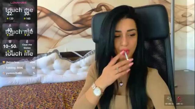 Image 10 of naomiscarlett Stream on Chaturbate on 1 month ago