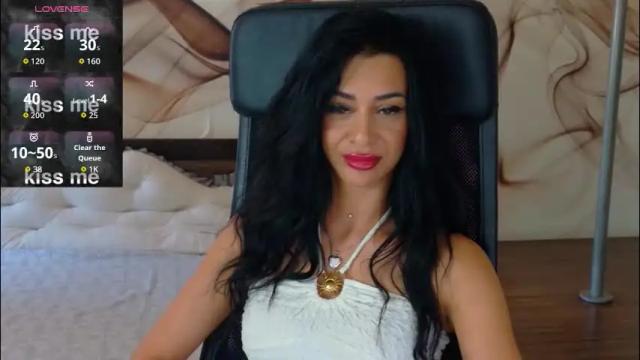 Image 11 of naomiscarlett Stream on Chaturbate on 2 months ago