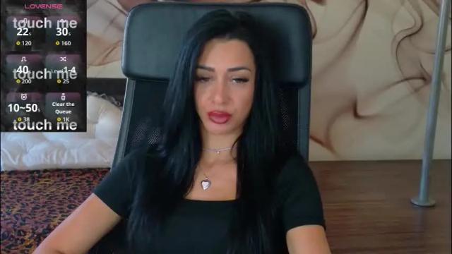 Image 2 of naomiscarlett Stream on Chaturbate on 1 month ago