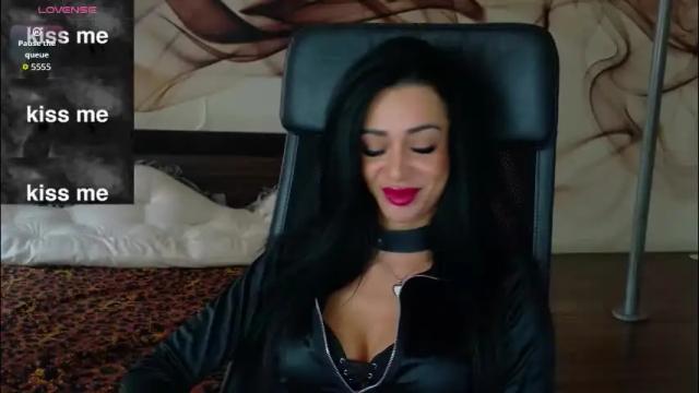 Image 12 of naomiscarlett Stream on Chaturbate on 1 month ago