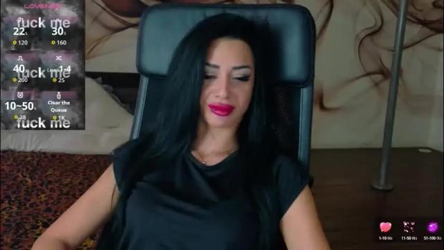 Image 12 of naomiscarlett Stream on Chaturbate on 26 days ago