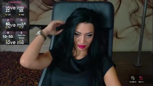Image 2 of naomiscarlett Stream on Chaturbate on 26 days ago