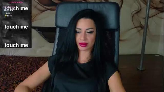 Image 8 of naomiscarlett Stream on Chaturbate on 26 days ago