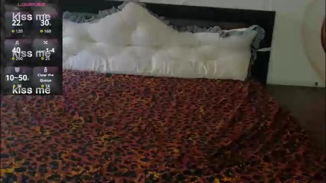 Image 6 of naomiscarlett Stream on Chaturbate on 6 days ago