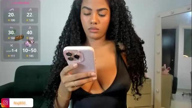 Thumbnail 1, naomixjones1's Stream at Chaturbate, 16 days ago