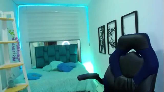 Image 2 of naomy777_ Stream on Chaturbate on 27 days ago