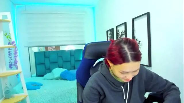 Image 8 of naomy777_ Stream on Chaturbate on 27 days ago