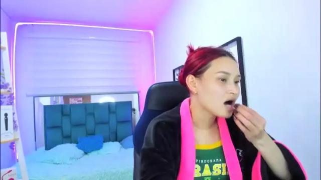 Image 8 of naomy777_ Stream on Chaturbate on 22 days ago
