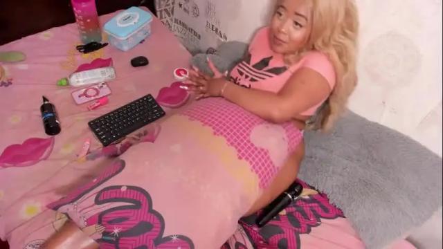 Thumbnail 3, naomyfoxx1's Stream at Chaturbate, 1 month ago