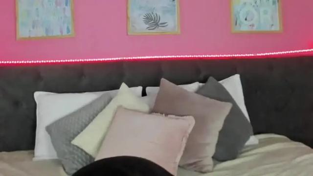 Image 10 of nara_coleman Stream on Chaturbate on 19 months ago