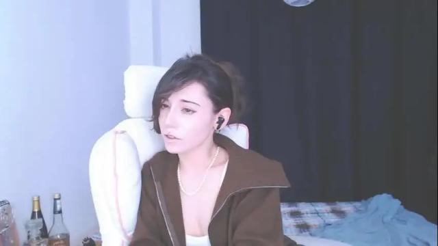 Image 12 of narasuno Stream on Chaturbate on 18 months ago