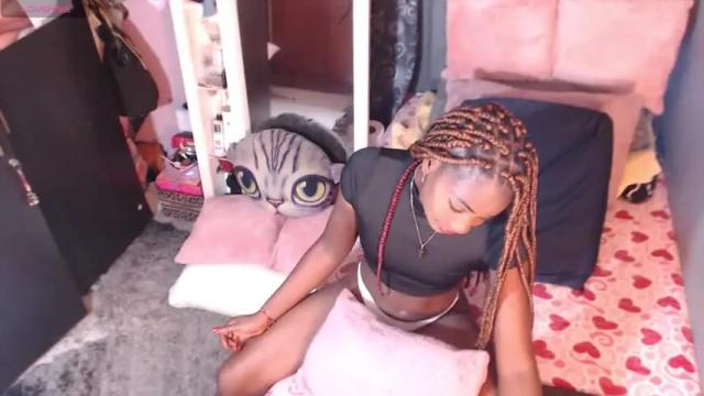 Image 4 of nashaabara Stream on Chaturbate on 18 months ago