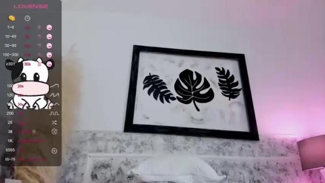 Image 11 of nashi_raa Stream on Chaturbate on 22 months ago
