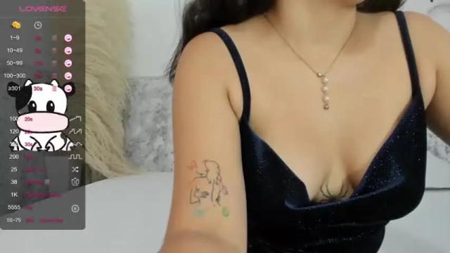 Image 11 of nashi_raa Stream on Chaturbate on 22 months ago