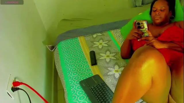 Image 3 of nassaumi12_ Stream on Chaturbate on 1 month ago