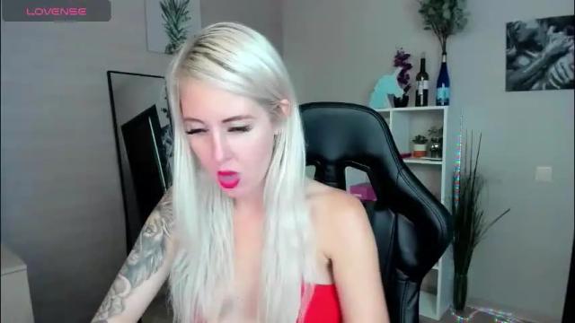 Image 8 of nastasya_cute Stream on Chaturbate on 2 months ago