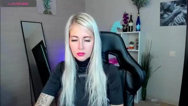 Image 11 of nastasya_cute Stream on Chaturbate on 2 months ago