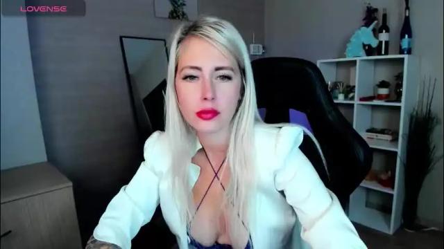 Image 2 of nastasya_cute Stream on Chaturbate on 1 month ago